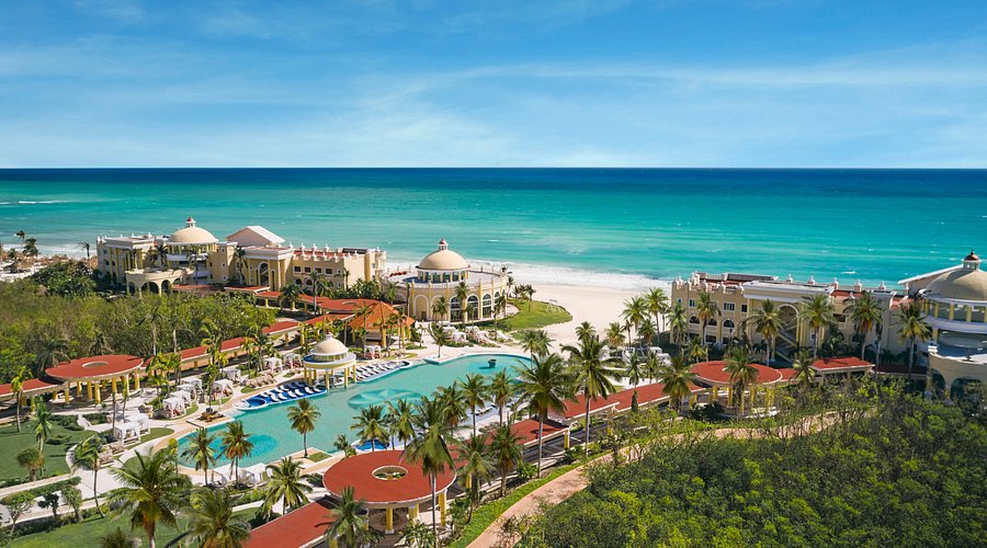 Private transfer from Cancun Airport to Iberostar Grand Paraíso Riviera Maya