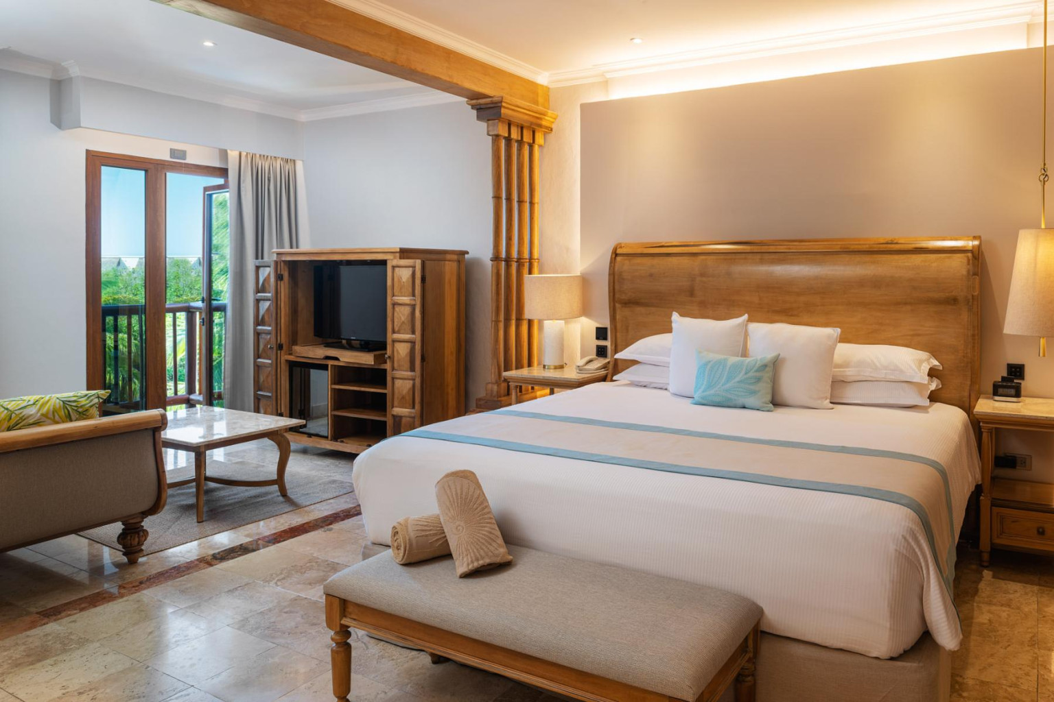 Private transfer from Cancun Airport to Valentin Imperial Riviera Maya